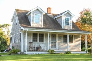 suburban-house-emblematic-american-dream